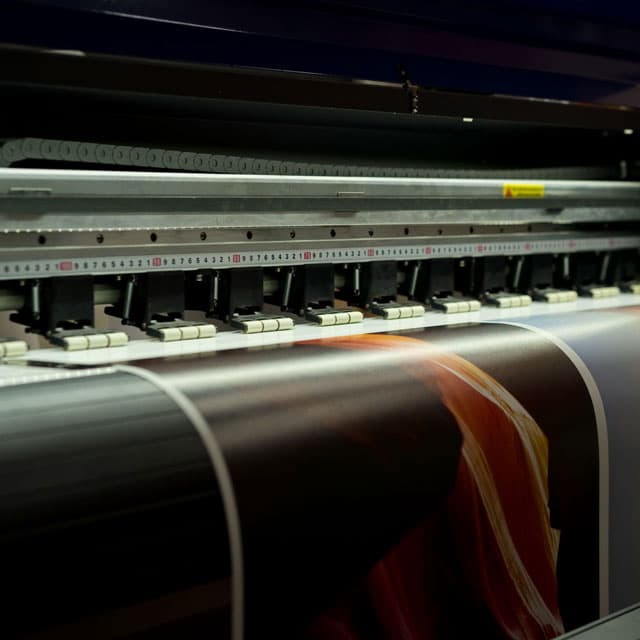 ¿Quieres dar a tu negocio la identidad corporativa que necesita?